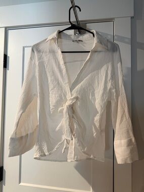 Fashion Nova White Tie-Front Gauze Blouse